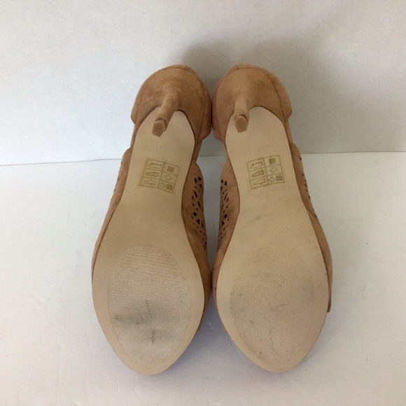 Aldo Light Brown Suede Platform Stiletto Heels, 9 - Picture 5 of 9